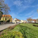 Grosses Offenes Loft Oder Kleine Gemuetliche Wohnung Mit Oder Ohne Balkon 아파트