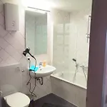 Grosses Offenes Loft Oder Kleine Gemuetliche Mit Oder Ohne Balkon *
