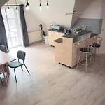 아파트 Grosses Offenes Loft Oder Kleine Gemuetliche Wohnung Mit Oder Ohne Balkon