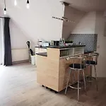 Grosses Offenes Loft Oder Kleine Gemuetliche Mit Oder Ohne Balkon *
