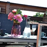 Grosses Offenes Loft Oder Kleine Gemuetliche Wohnung Mit Oder Ohne Balkon 아파트 볼미르스테트