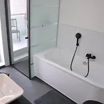 Grosses Offenes Loft Oder Kleine Gemuetliche Mit Oder Ohne Balkon *