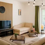 Grosses Offenes Loft Oder Kleine Gemuetliche Mit Oder Ohne Balkon Apartament