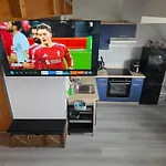 Grosses Offenes Loft Oder Kleine Gemuetliche Wohnung Mit Oder Ohne Balkon 아파트 *