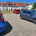 Grosses Offenes Loft Oder Kleine Gemuetliche Wohnung Mit Oder Ohne Balkon 아파트 *