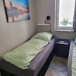 Grosses Offenes Loft Oder Kleine Gemuetliche Mit Oder Ohne Balkon شقة