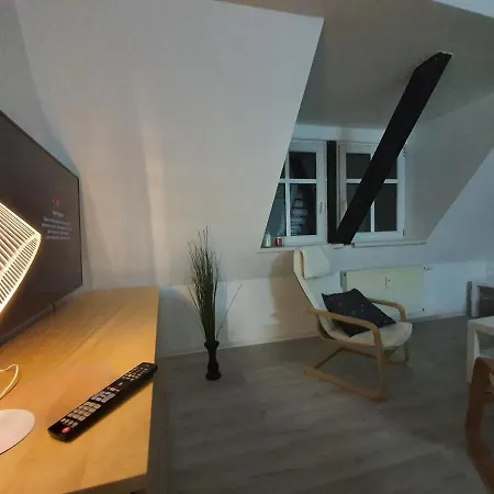 Grosses Offenes Loft Oder Kleine Gemuetliche Mit Balkon * Wolmirstedt