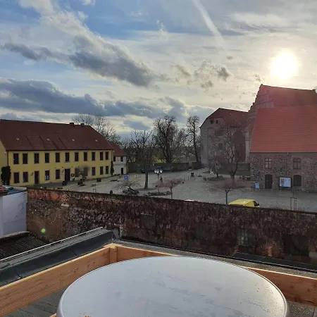 Grosses Offenes Loft Oder Kleine Gemuetliche Mit Balkon Wolmirstedt
