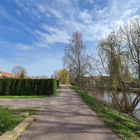 Grosses Offenes Loft Oder Kleine Gemuetliche Mit Balkon