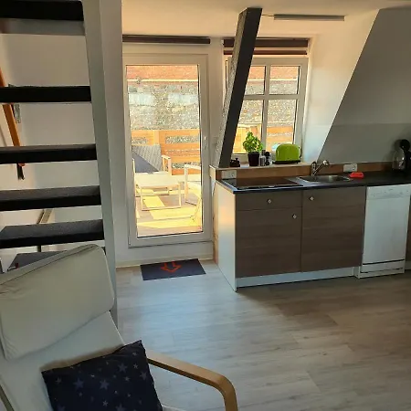 Grosses Offenes Loft Oder Kleine Gemuetliche Mit Balkon Wolmirstedt
