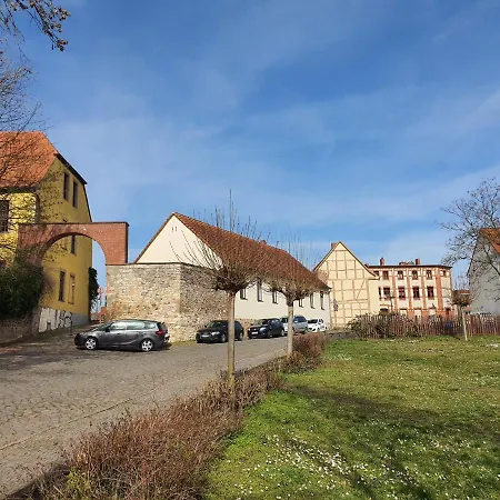 Grosses Offenes Loft Oder Kleine Gemuetliche Mit Balkon * Wolmirstedt