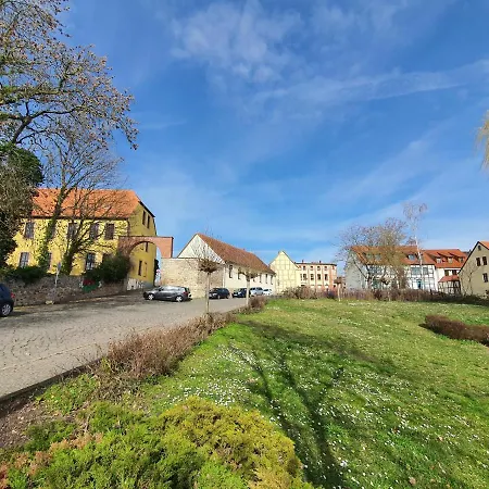 Grosses Offenes Loft Oder Kleine Gemuetliche Mit Balkon Lejlighed