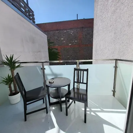 Grosses Offenes Loft Oder Kleine Gemuetliche Mit Balkon Apartament Wolmirstedt