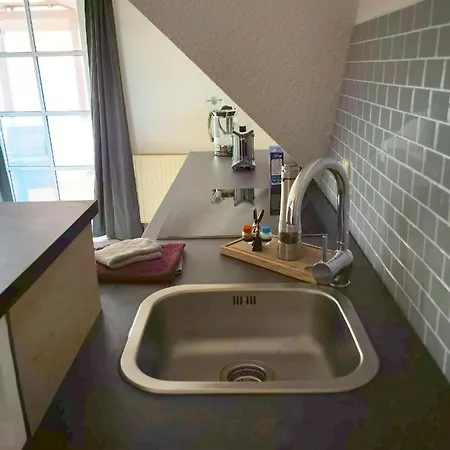 Apartament Grosses Offenes Loft Oder Kleine Gemuetliche Mit Balkon