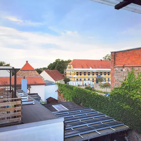 Appartement Grosses Offenes Loft Oder Kleine Gemuetliche Mit Balkon *