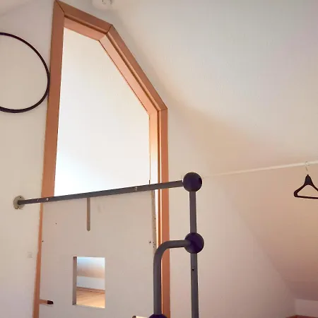 Großes Offenes Loft Oder Kleine Gemütliche Mit Balkon