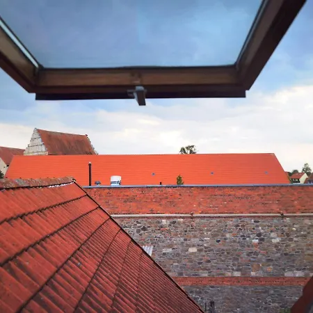 Appartement Grosses Offenes Loft Oder Kleine Gemuetliche Mit Balkon *