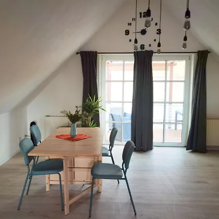 Διαμέρισμα Grosses Offenes Loft Oder Kleine Gemuetliche Mit Oder Ohne Balkon Wolmirstedt