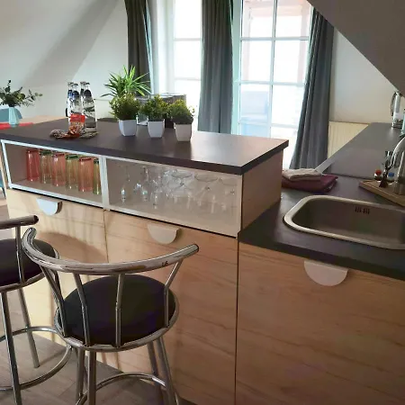 Grosses Offenes Loft Oder Kleine Gemuetliche Mit Balkon