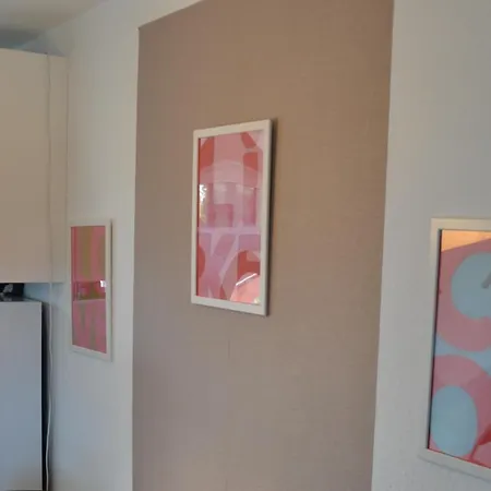 Apartament Grosses Offenes Loft Oder Kleine Gemuetliche Mit Balkon *