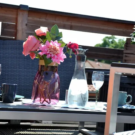 Grosses Offenes Loft Oder Kleine Gemuetliche Mit Balkon Apartment Wolmirstedt