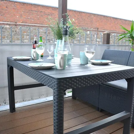 Appartement Grosses Offenes Loft Oder Kleine Gemuetliche Mit Balkon *
