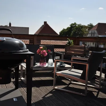 Grosses Offenes Loft Oder Kleine Gemuetliche Mit Balkon Apartament Wolmirstedt