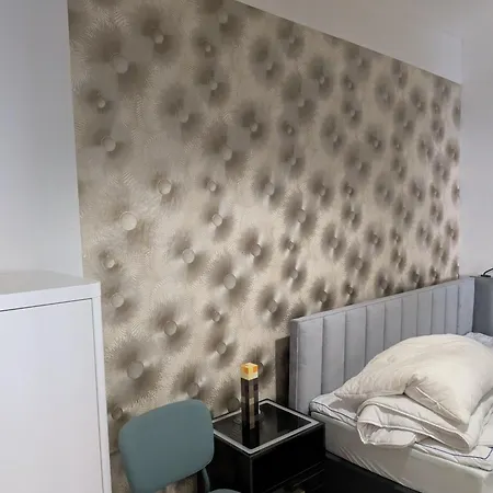Grosses Offenes Loft Oder Kleine Gemuetliche Mit Oder Ohne Balkon Lägenhet *