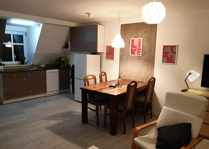 Grosses Offenes Loft Oder Kleine Gemuetliche Wohnung Mit Oder Ohne Balkon