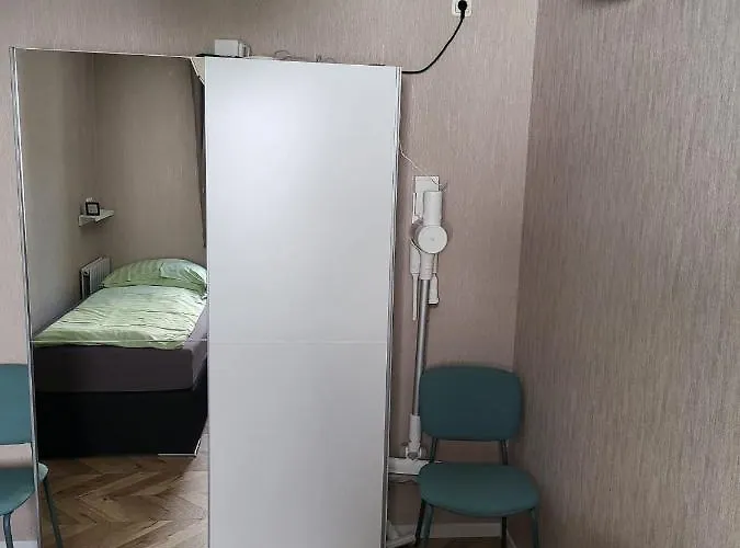 Grosses Offenes Loft Oder Kleine Gemuetliche Mit Balkon Lejlighed