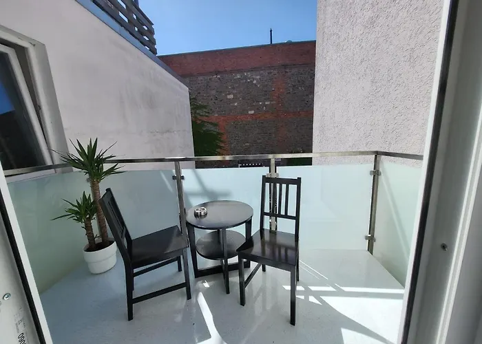 Grosses Offenes Loft Oder Kleine Gemuetliche Mit Balkon Lejlighed Wolmirstedt