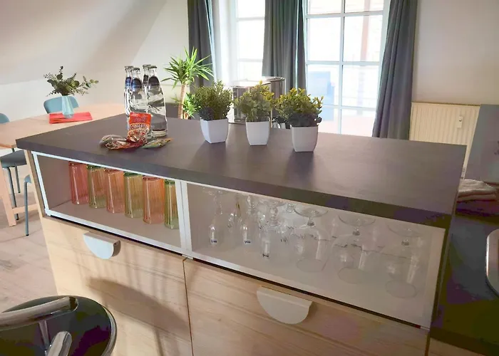 Lägenhet Grosses Offenes Loft Oder Kleine Gemuetliche Mit Balkon