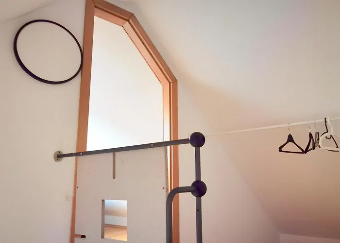 Grosses Offenes Loft Oder Kleine Gemuetliche Mit Balkon