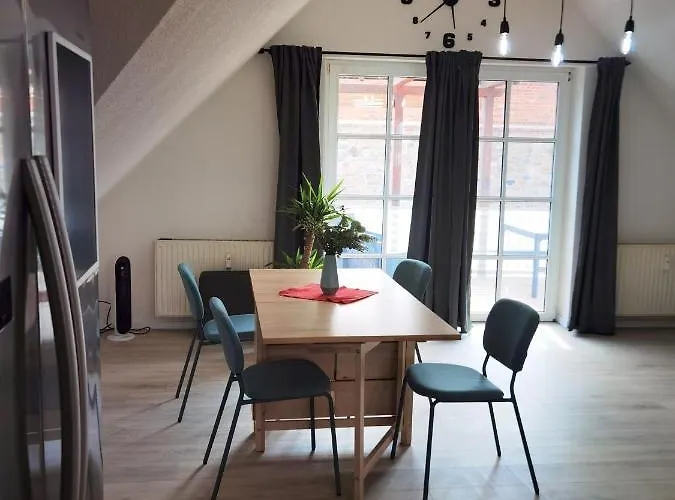 Grosses Offenes Loft Oder Kleine Gemuetliche Wohnung Mit Oder Ohne Balkon * Wolmirstedt