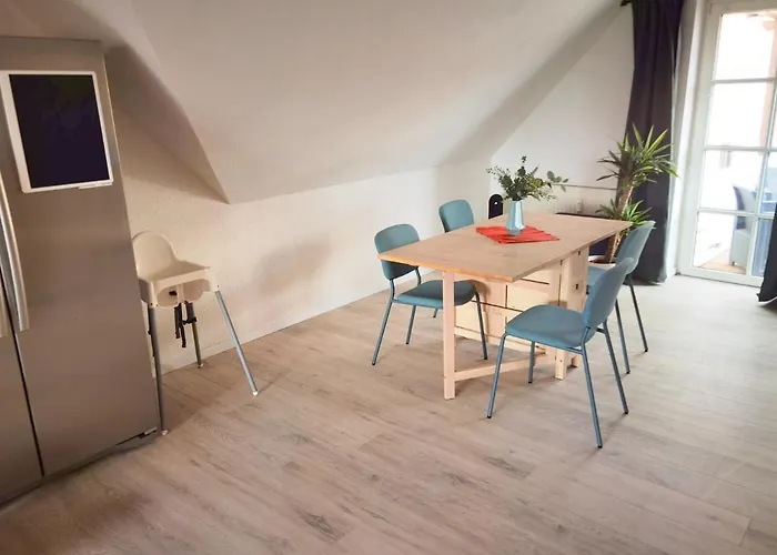 Grosses Offenes Loft Oder Kleine Gemuetliche Mit Balkon Wolmirstedt