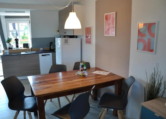 Grosses Offenes Loft Oder Kleine Gemuetliche Mit Balkon Lejlighed Wolmirstedt