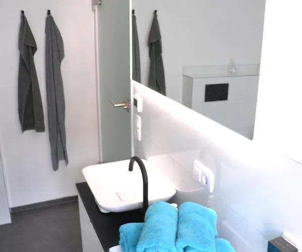 Grosses Offenes Loft Oder Kleine Gemuetliche Wohnung Mit Oder Ohne Balkon